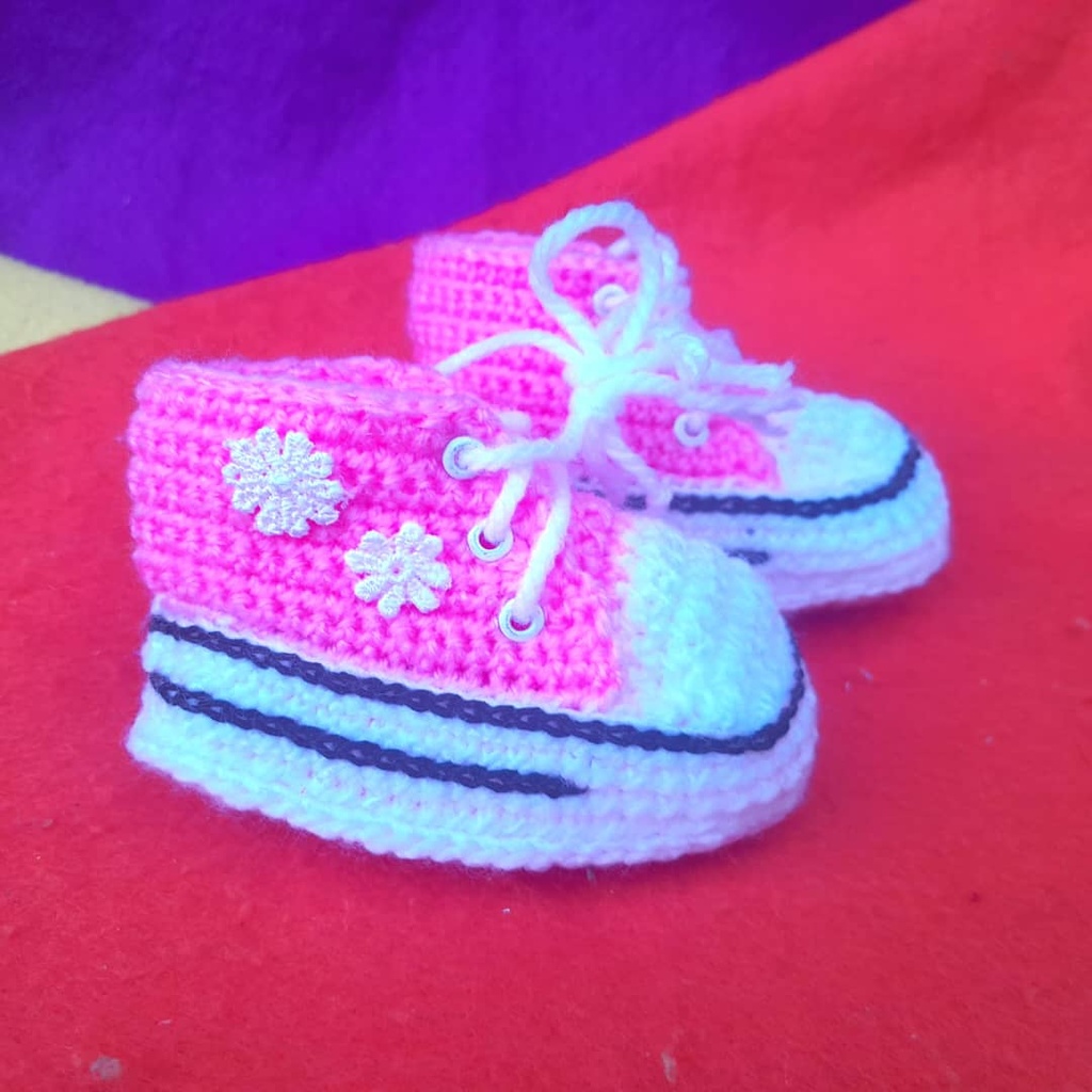 Converses rosados de 0 a 3 meses no. 2