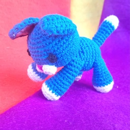 Gatico azul muñeco crochet